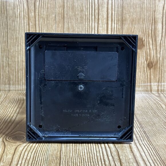 Vintage Santa & Grandfather Clock Musical Holiday Scene Holiday Creations 1993 - Picture 12 of 16